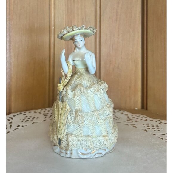 Vintage Porcelain Figurine Victorian Lady Stiff Lace Dress Hat Southern Belle - Picture 1 of 7